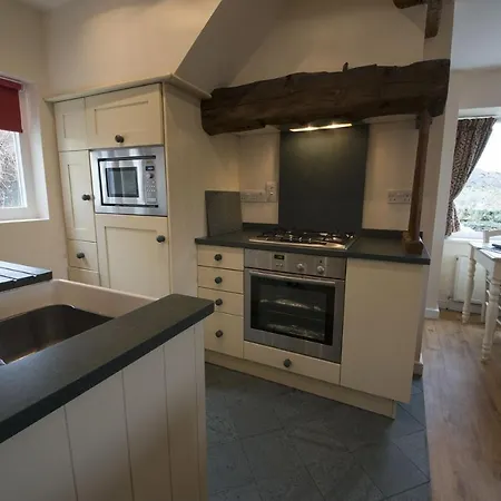 Nyaraló Poppy Cottage, View In Coniston